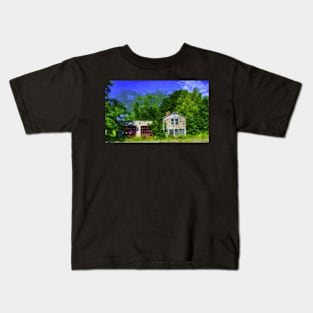 Old Garage in Maine Kids T-Shirt